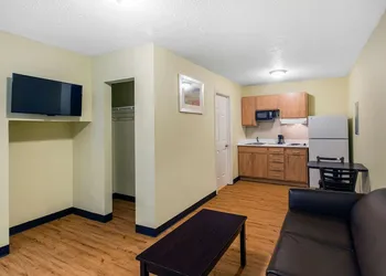 Hawthorn Extended Stay by Wyndham Lewisville hotel thumbnail 6