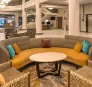 DoubleTree by Hilton Utica hotel detail image 5