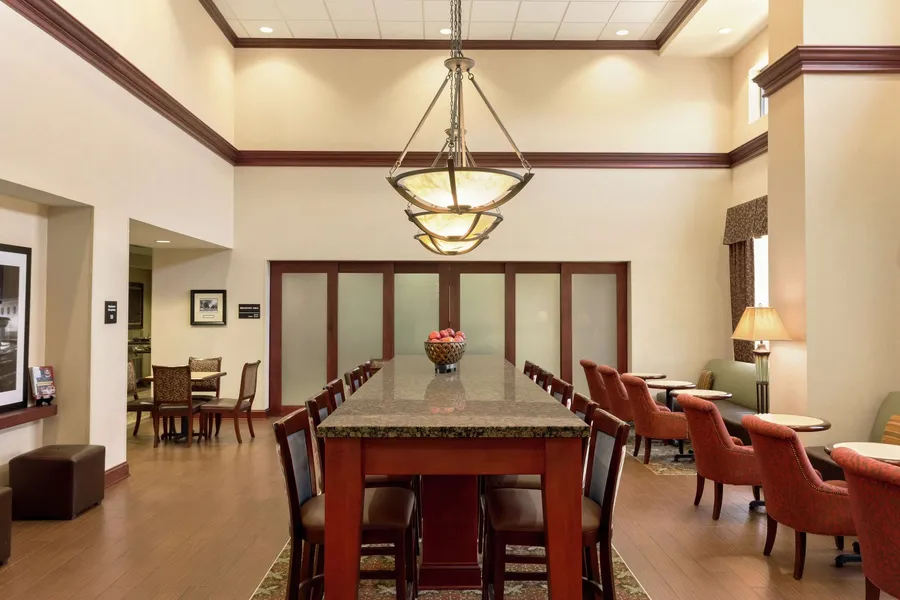 Hampton Inn & Suites Prattville hotel detail image 2