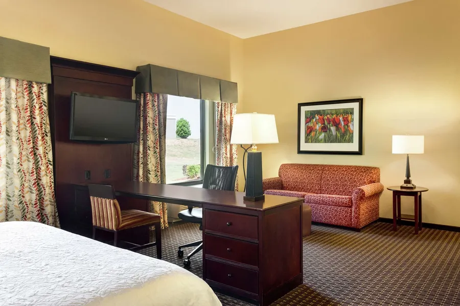 Hampton Inn & Suites Prattville hotel detail image 6