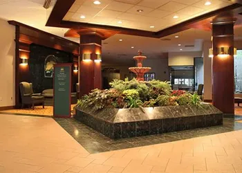 Avalon hotel thumbnail 3