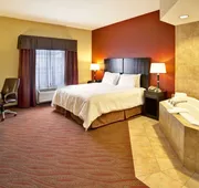 Hampton Inn Ft. Wayne/Dupont Road hotel detail image 7