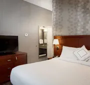 Courtyard by Marriott Stockton hotel detail image 7