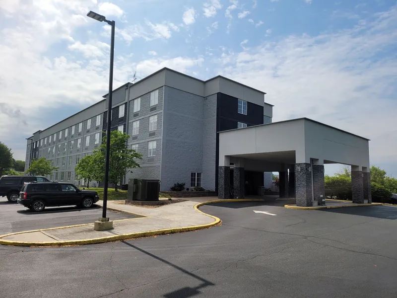 Comfort Inn & Suites Pottstown Eastern Gateway hotel detail image 2