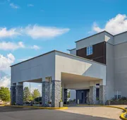 Comfort Inn & Suites Pottstown Eastern Gateway hotel detail image 3