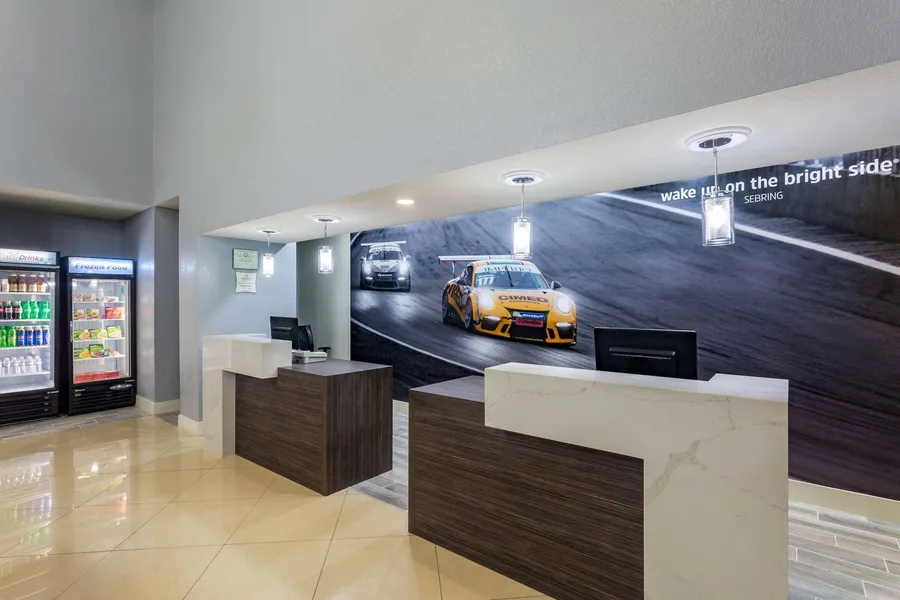 La Quinta Inn & Suites by Wyndham Sebring hotel detail image 6