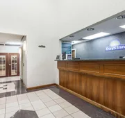 Days Inn & Suites by Wyndham Huntsville hotel detail image 3