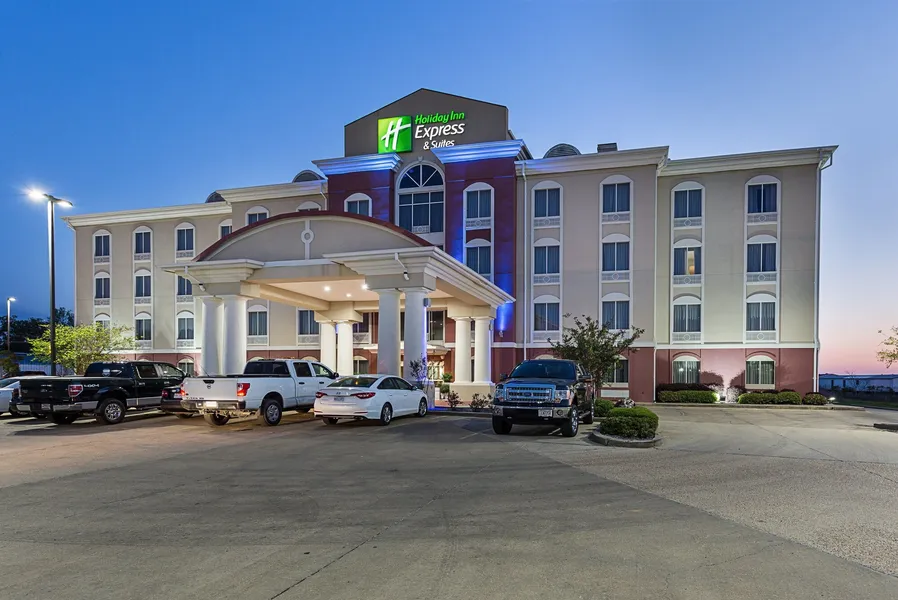 Holiday Inn Express Hotel & Suites BYRAM by IHG hotel detail image 2