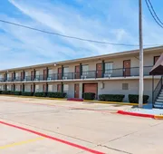 Econo Lodge Texarkana I-30 hotel detail image 5