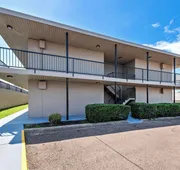 Econo Lodge Texarkana I-30 hotel detail image 7