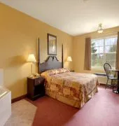 Quality Inn & Suites Downtown hotel thumbnail 3