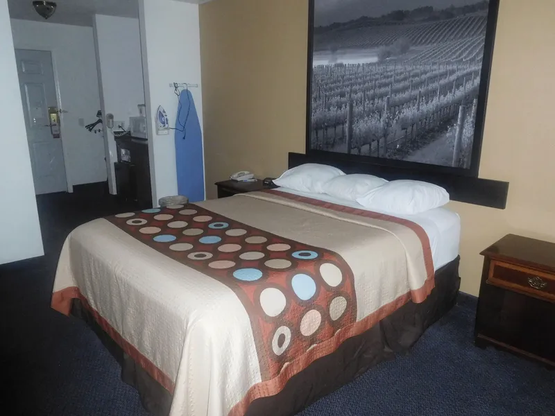 Super 8 by Wyndham Oroville hotel detail image 6