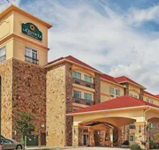 La Quinta Inn & Suites by Wyndham McKinney hotel detail image 3