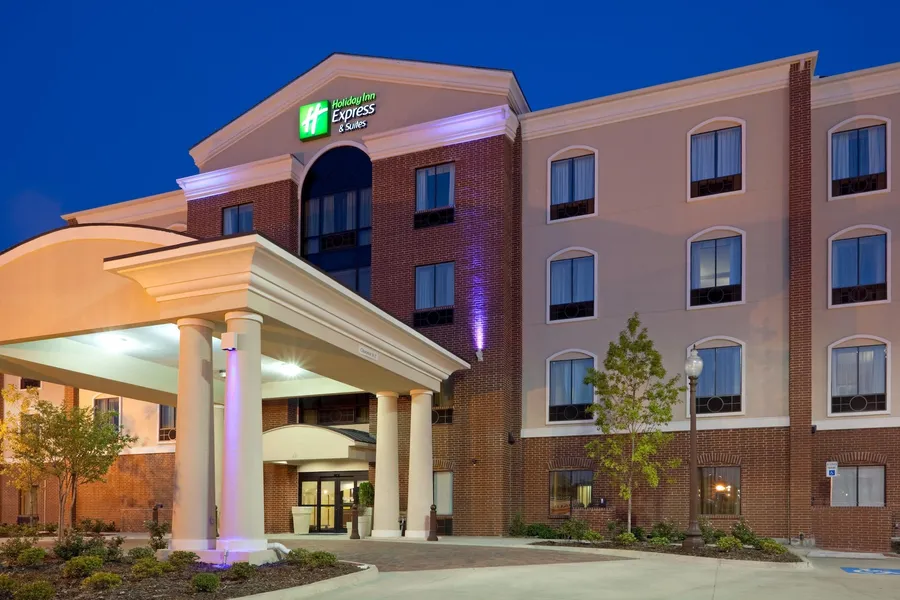 Holiday Inn Express Hotel & Suites Ennis by IHG hotel detail image 2