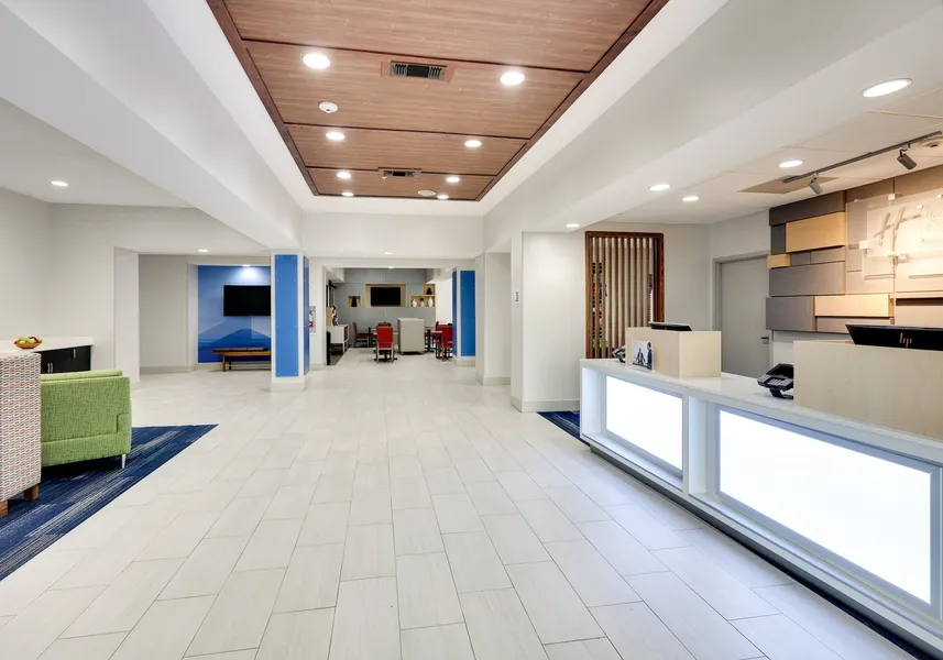 Holiday Inn Express Hotel & Suites Cleburne by IHG hotel detail image 2