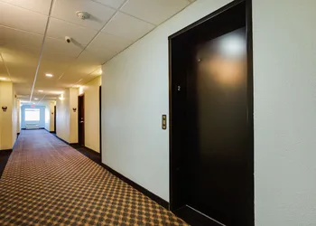 Best Way Inn Cleburne TX hotel thumbnail 7