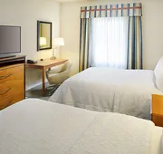 Hampton Inn & Suites Mansfield hotel detail image 5