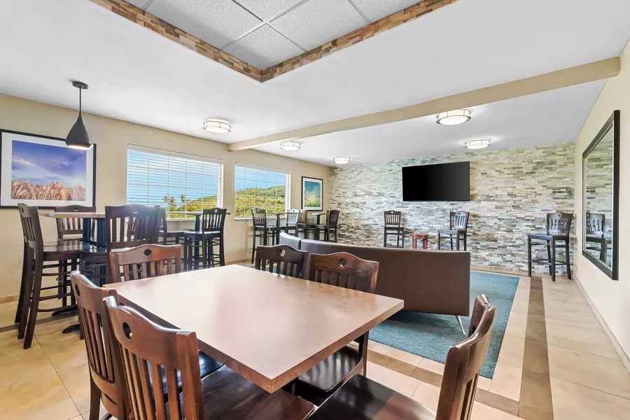 Candlewood Suites HAZLETON by IHG hotel detail image 6