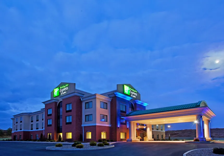 Holiday Inn Express Hotel & Suites Franklin-Oil City by IHG hotel detail image 2