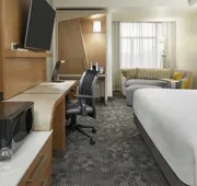 Courtyard by Marriott Oshawa hotel detail image 4