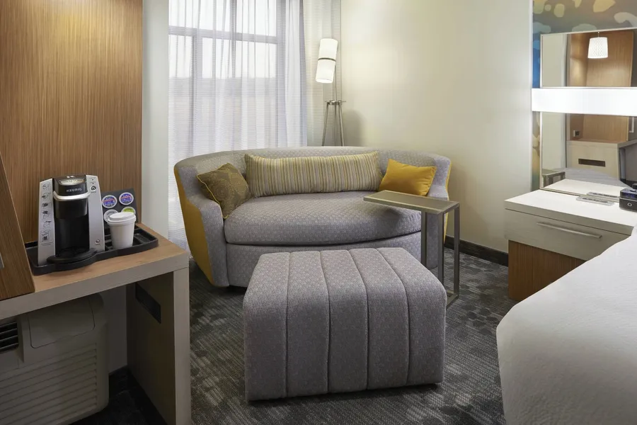 Courtyard by Marriott Oshawa hotel detail image 6