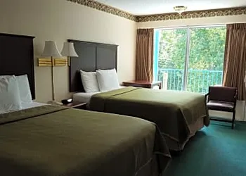 Ozarka Lodge Eureka Springs hotel thumbnail 8