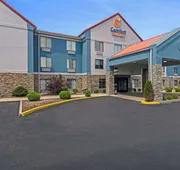 Comfort Suites near I-80 and I-94 hotel detail image 4