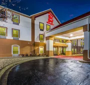 Econo Lodge Inn & Suites hotel detail image 3
