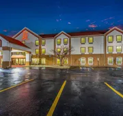 Econo Lodge Inn & Suites hotel detail image 5