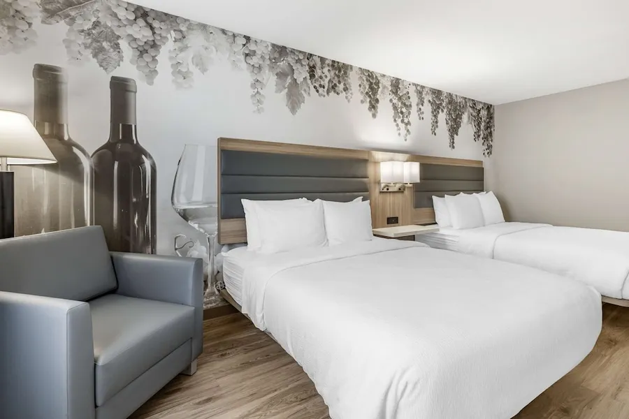 Best Western Plus Vineyard Inn hotel detail image 6