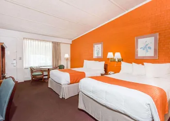 Howard Johnson by Wyndham Daleville/Roanoke North hotel thumbnail 4