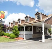 Super 8 by Wyndham Christiansburg hotel detail image 4