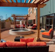 Courtyard by Marriott Warner Robins hotel detail image 3