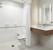 Holiday Inn Express & Suites Salem by IHG hotel detail image 7