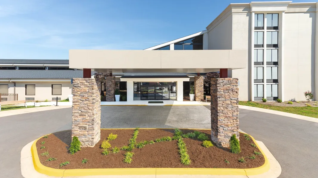 Holiday Inn Roanoke Airport – Conference CTR by IHG hotel detail image 6