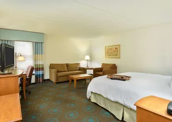Hampton Inn By Hilton Mt. Vernon hotel thumbnail 5