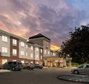 Comfort Suites Mount Vernon hotel detail image 5