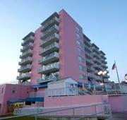 Port-O-Call Hotel hotel detail image 4