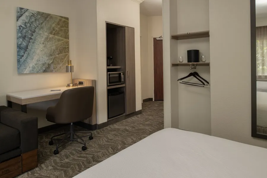 SpringHill Suites by Marriott Medford hotel detail image 6