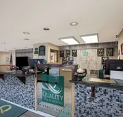 Quality Inn & Suites Medford Airport hotel detail image 3