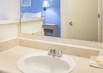 Days Inn by Wyndham Corvallis hotel thumbnail 8