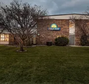 Days Inn by Wyndham Fond du Lac hotel detail image 4