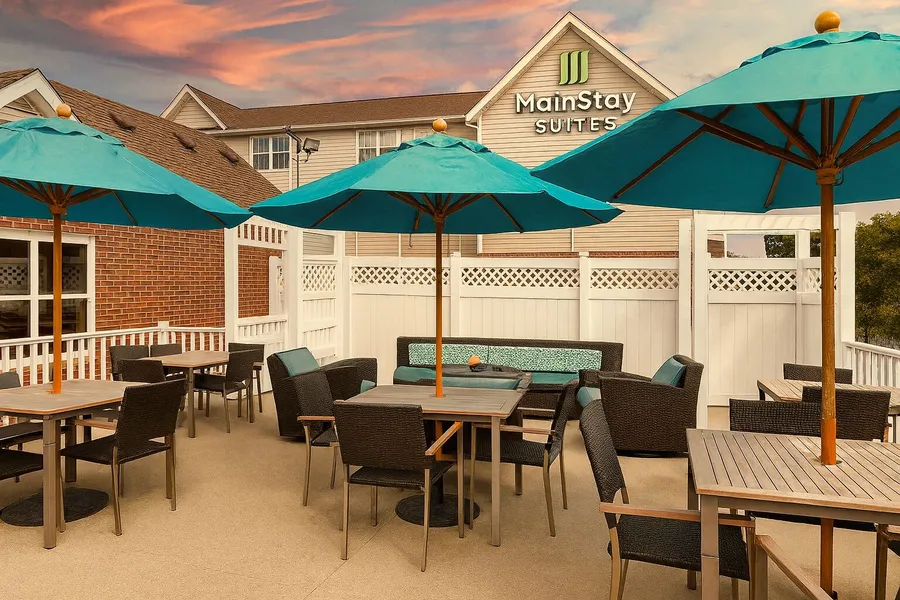 MainStay Suites Appleton Airport - Fox River Mall Area hotel detail image 2