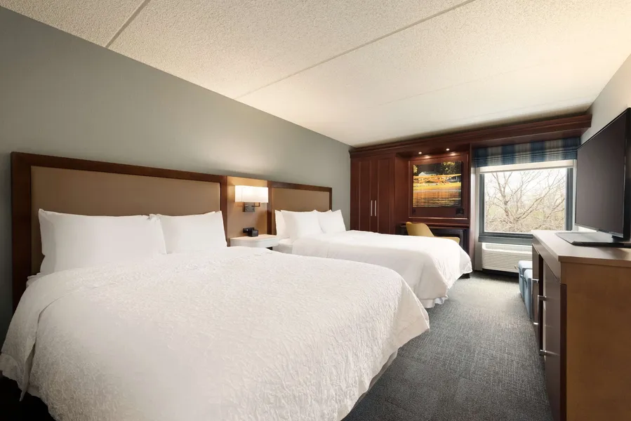 Hampton Inn Appleton-Fox River Mall Area hotel detail image 6