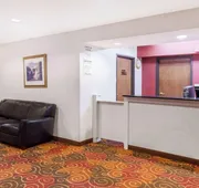Super 8 by Wyndham Evansville North hotel detail image 5