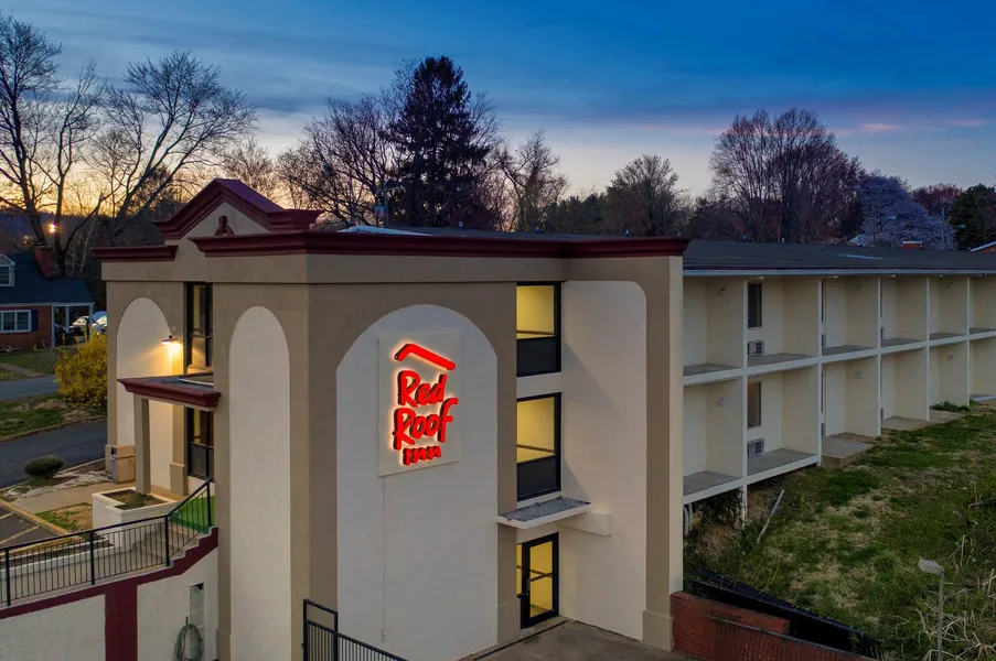 Red Roof Inn Warrenton hotel detail image 2