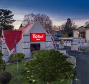 Red Roof Inn Warrenton hotel detail image 4