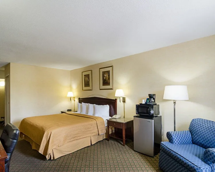 Quality Inn Shenandoah Valley hotel detail image 6