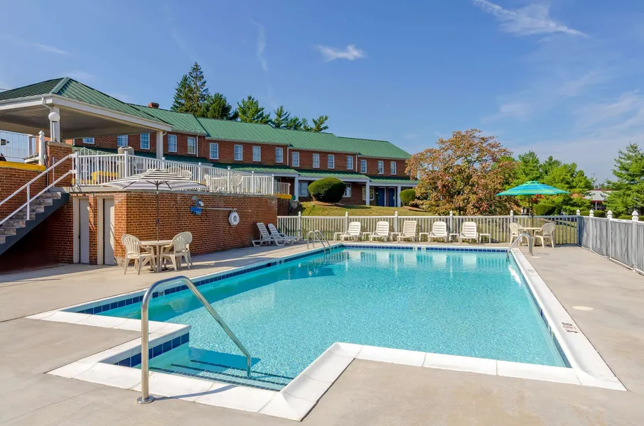 Quality Inn Waynesboro - Skyline Drive hotel detail image 2