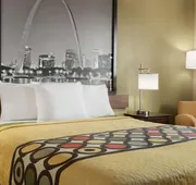 Super 8 by Wyndham Sikeston/Miner Area hotel detail image 7